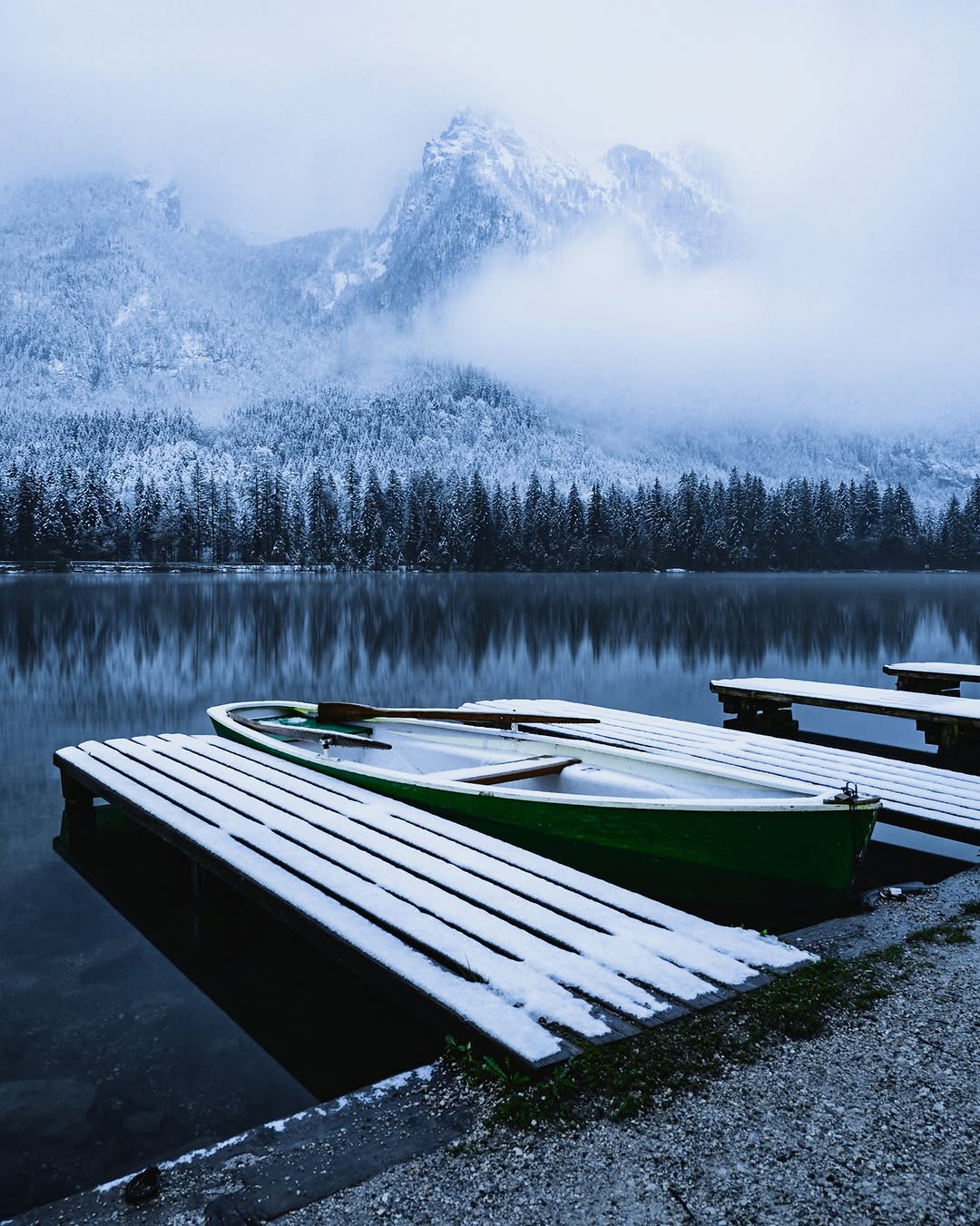 Early mornings, snow on the roads, sunrise at Hintersee. Some surprises you don’t plan for — but that’s what makes a photo worth taking. #keepinspiring 📷 @mrcl_rx Nikon Z6 & NIKKOR Z 24-70mm f/4 S