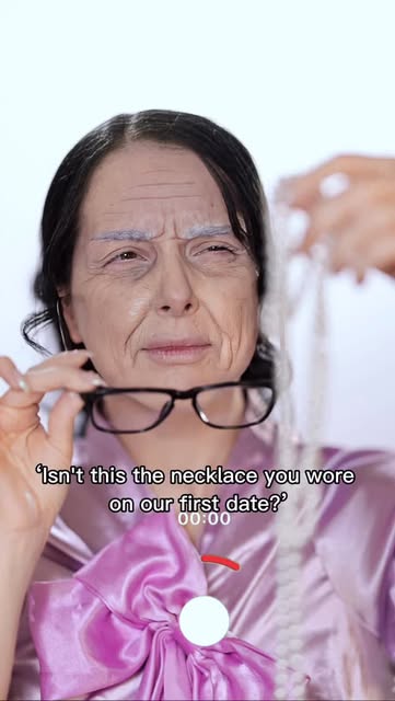 #Makeup Reel by @molchanova.mua (verified account) - Tutorial for this incredible 'aged' trend 😍 #makeup #transition