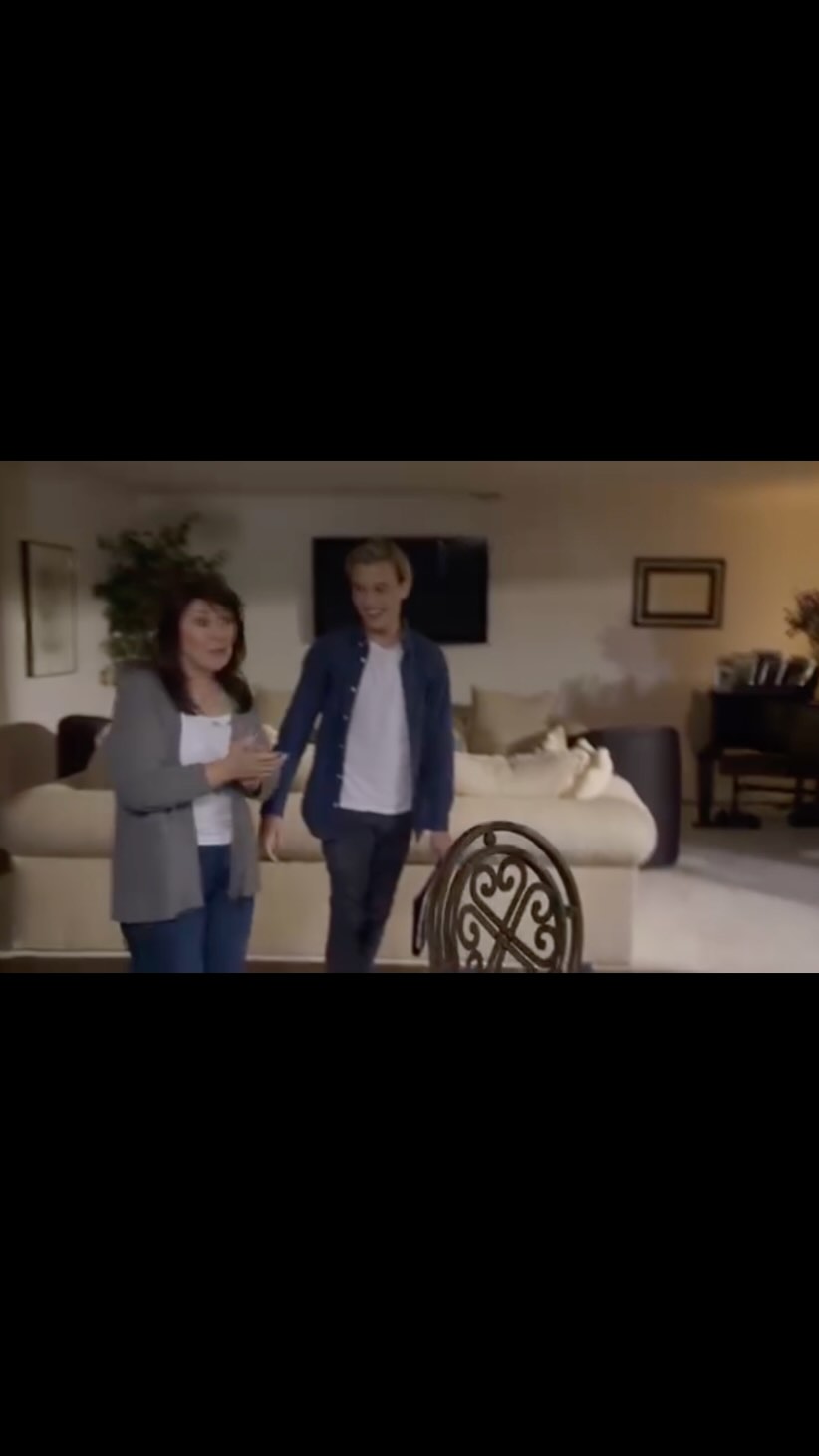 One of the perks of my job - making my mom fangirl. π€