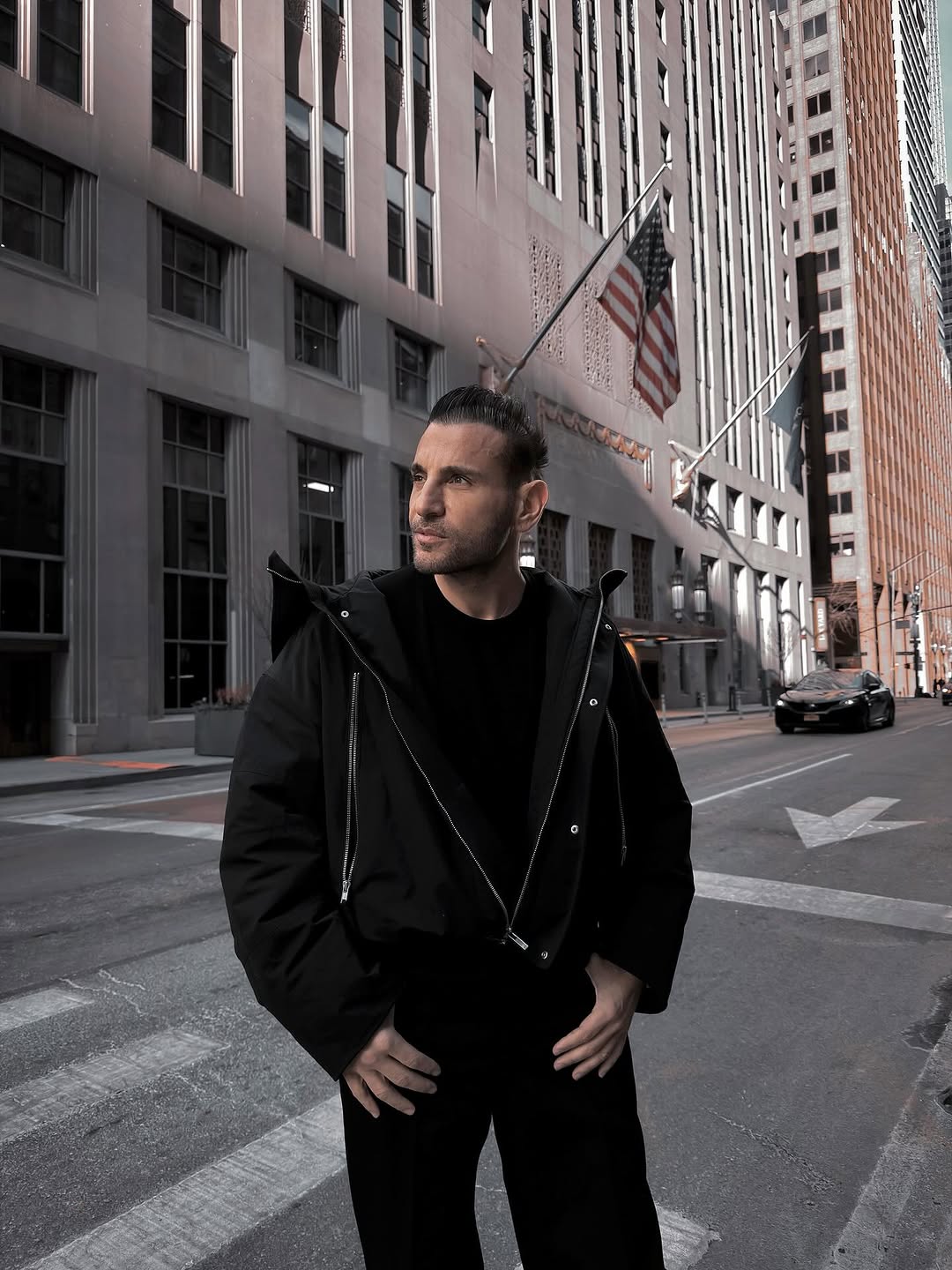 quiet moves. clear direction. somewhere between vision and reality - new york. MR JADE #MRJADE #NYCLifestyle #LuxuryLifestyle #CityVibes #GlobalLife