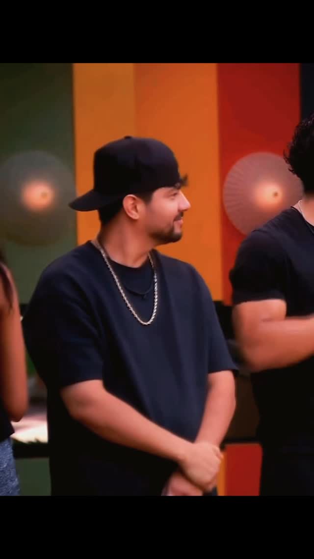 AsΓ si dan ganas de jugar, Jefa ππ
#teamcoronel #lacasadelosfamosos