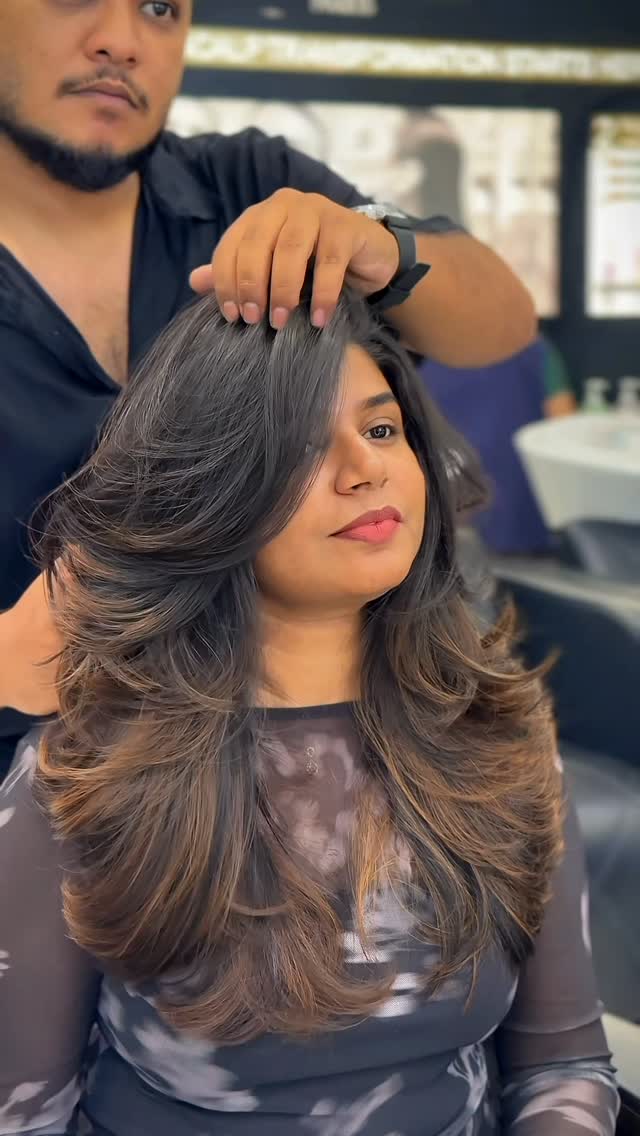 ✂️Butterfly Layers 🦋✨ ⚡️haircut is perfect for clients who want to carry their medium length hair. ✨❤️ Customised layers can suit anyone ans their specific needs! At Visual Grammar we strive for soph