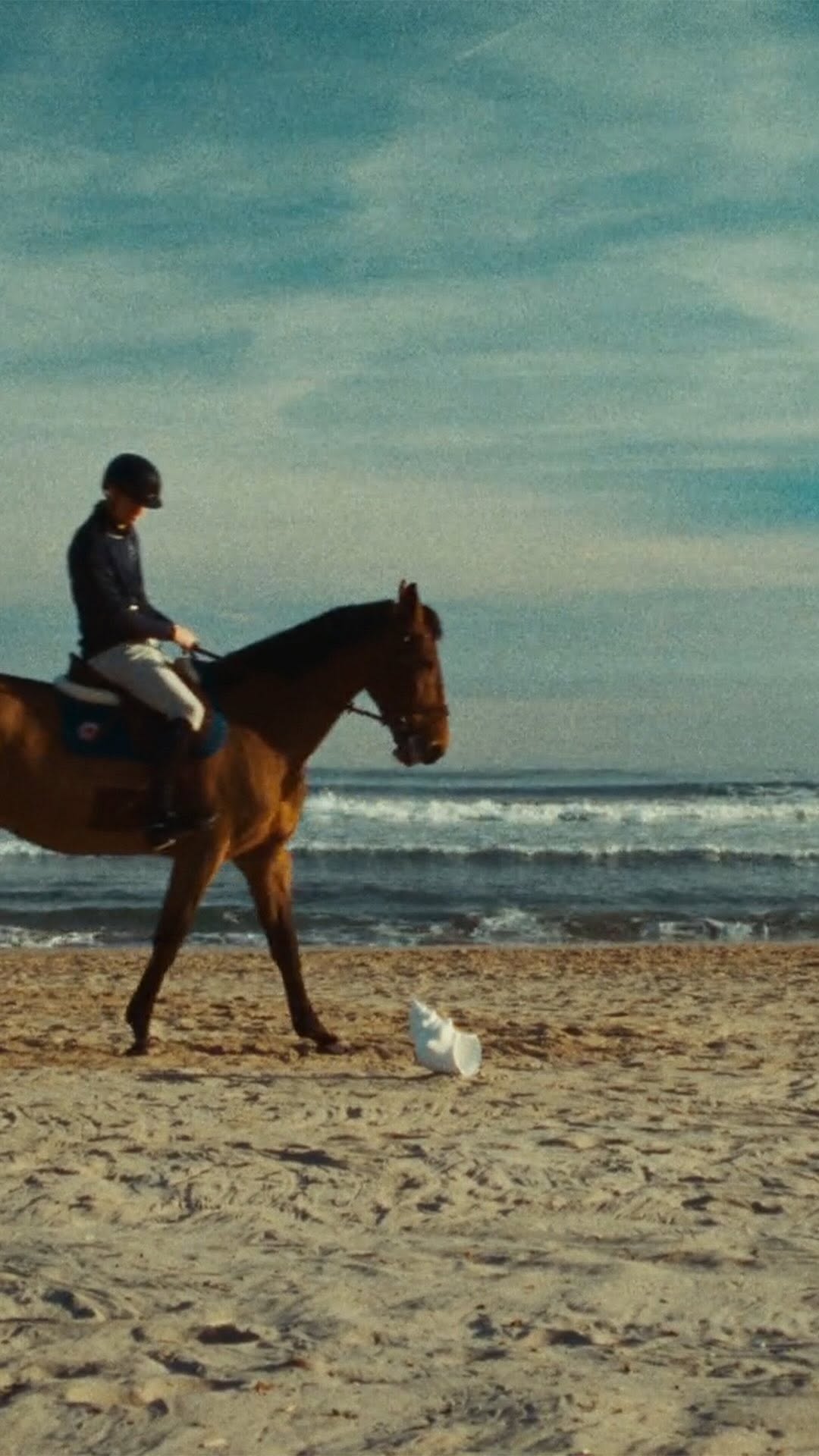 Can you hear it calling? 🐚 🐎 The Saut Hermès at the Grand Palais is coming back starting March 20th. Bringing together show-jumping legends and promising riders under 25, the competition celebrates