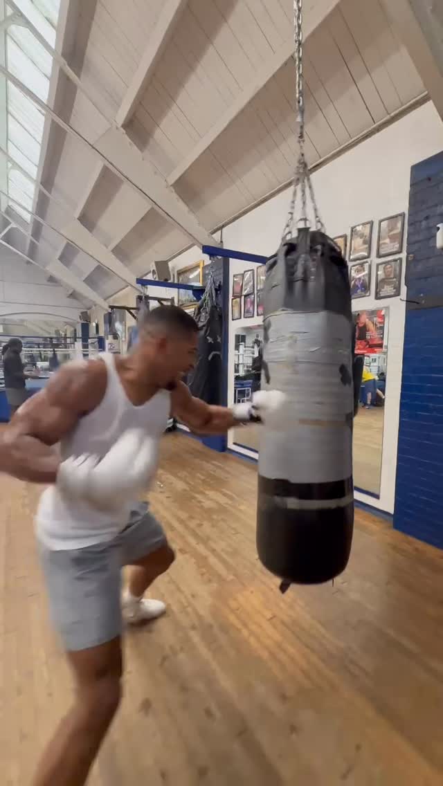 Fighting through pain is the best way to heal πͺ