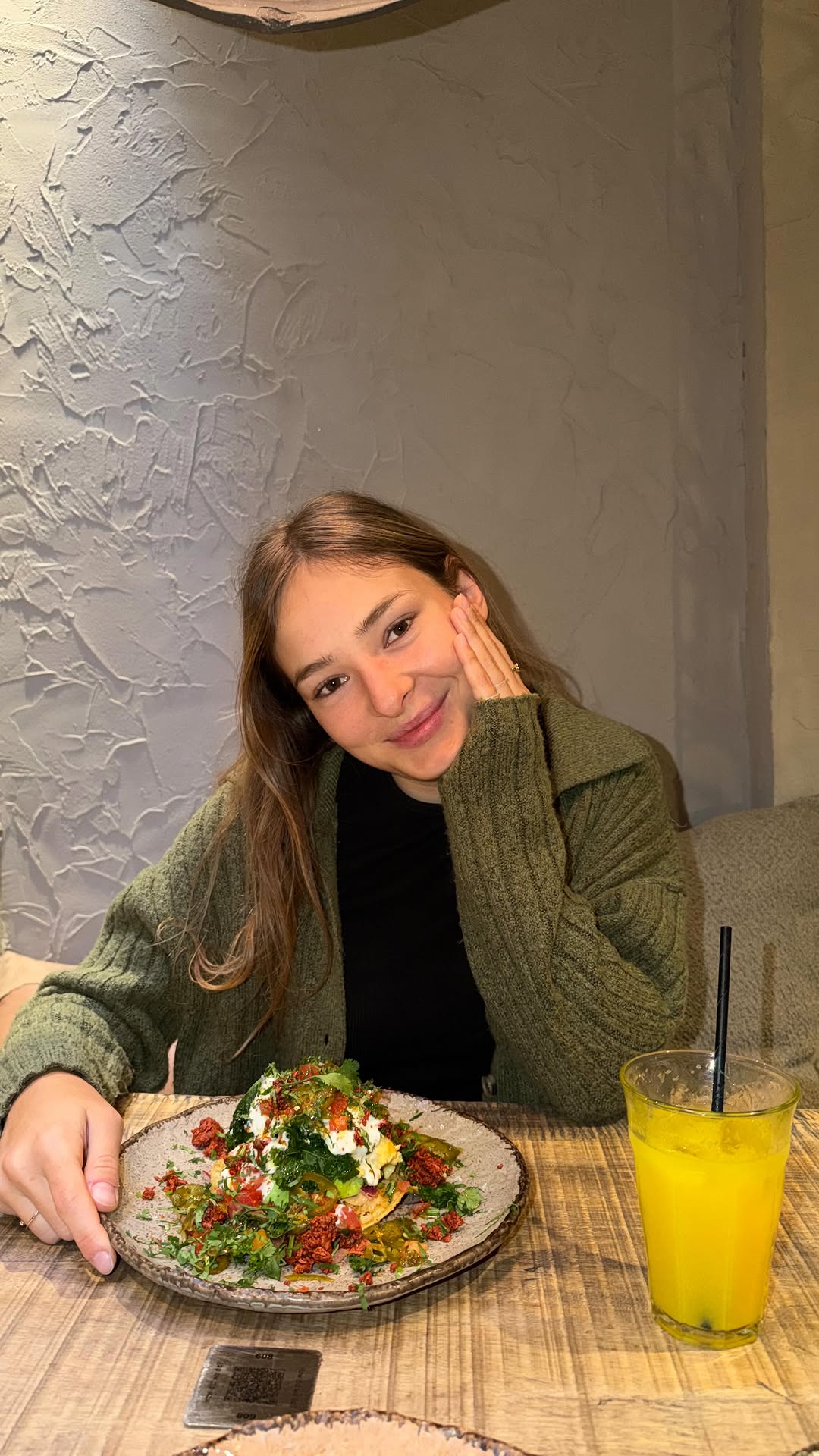 They are a MUST 👇🫠 I spent 3 days in London and tried different food but these are my definite favorites 🙏 Don’t forget to follow @wiktoriawanders for more travel recommendations 🫶 1. OHHO Matc