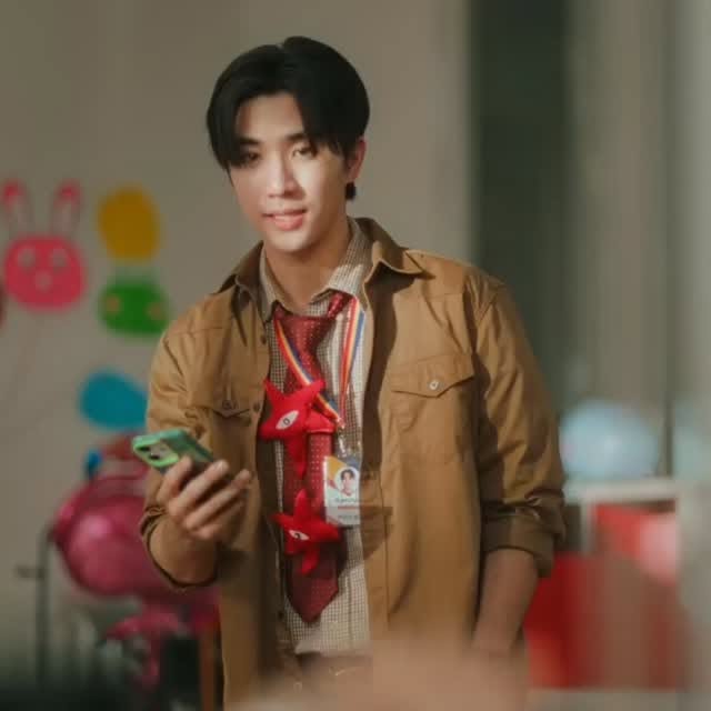 #Oned Reel by @ysocietyth - พอรู้ว่าจะได้คุยกับแม่แล้วน้องซันยิ้มแป้นเลยยยย😊
"รักครูเท่าโลกเลย Love You Teacher" 💛📚
ทุกวันเสาร์ เวลา 20:30 น. ดูทีวี ช่อง GMM25
ดูย้อนหลัง แอป