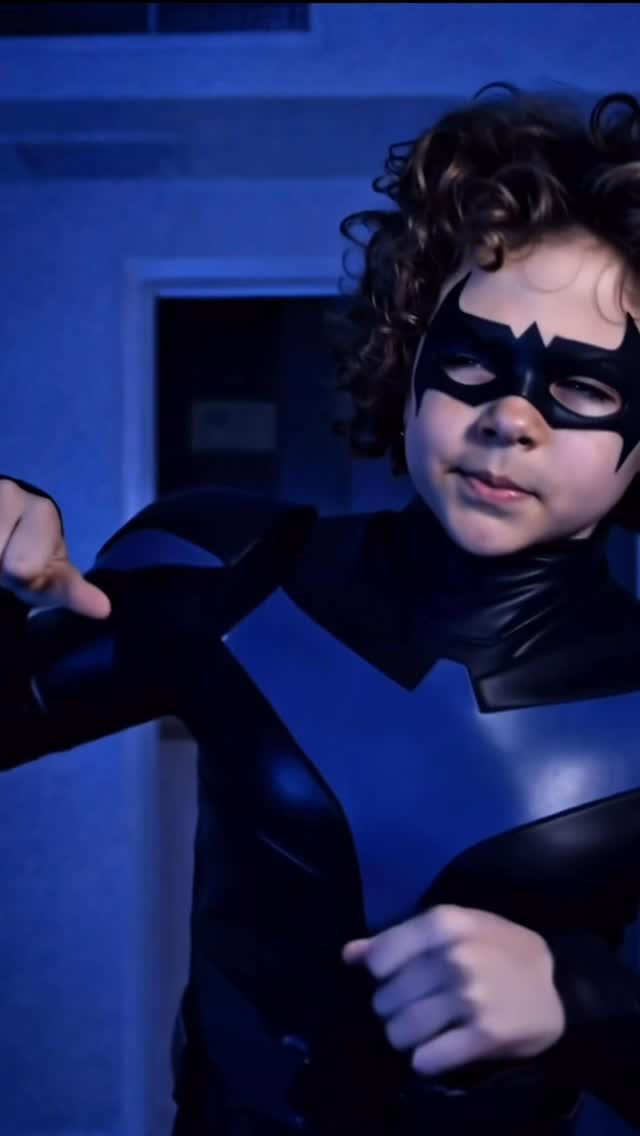 Little #nightwing 😍