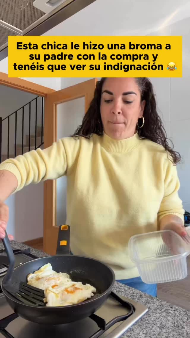 EL NIVEL DE INDIGNACIÓN AL FINAL DEL VIDEO ES ESPECTACULAR 😂 (Via @elenalosanz)