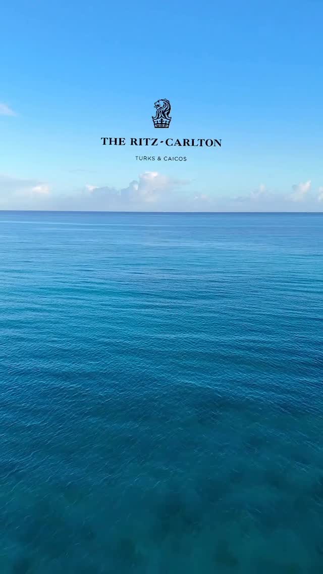 Where every detail whispers luxury and the ocean does the talking 🌊✨ Staying at The Ritz-Carlton, Turks & Caicos is less of a getaway and more of a lifestyle. Powdery white sand, impossibly turquoise