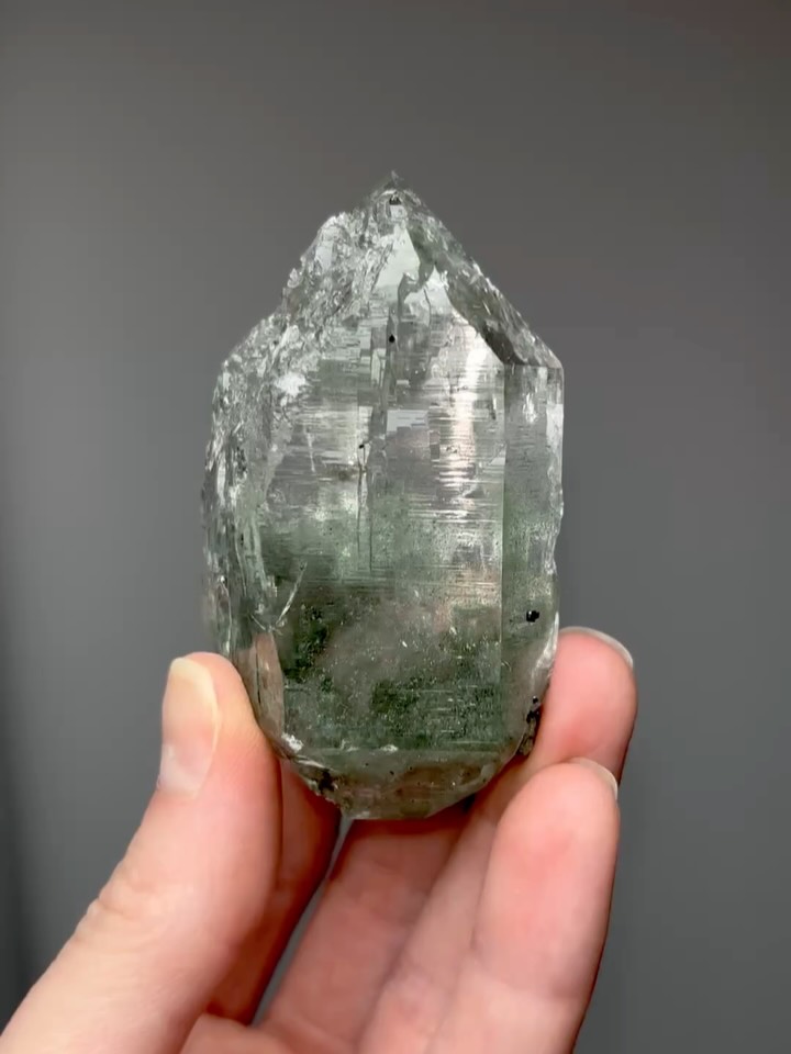 Magical ✨🧚 Quartz from Himachal Pradesh, Himalayas 🏔️ Mined at a very high altitude #himalayanquartz #wow #pacificminerals