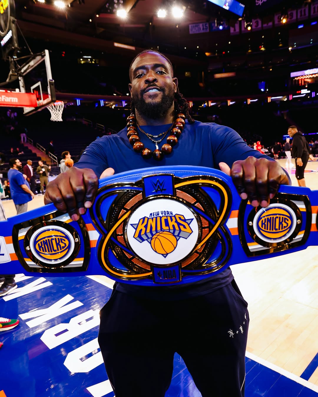 The Ruler x The Garden π§‘π Catch Monday Night RAW on Mar 30!