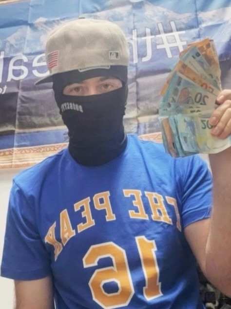 drop ur fav @smokedope20166 song ⬇️⬇️⬇️ y’all excited for his new album “the comedown” dropping this friday?