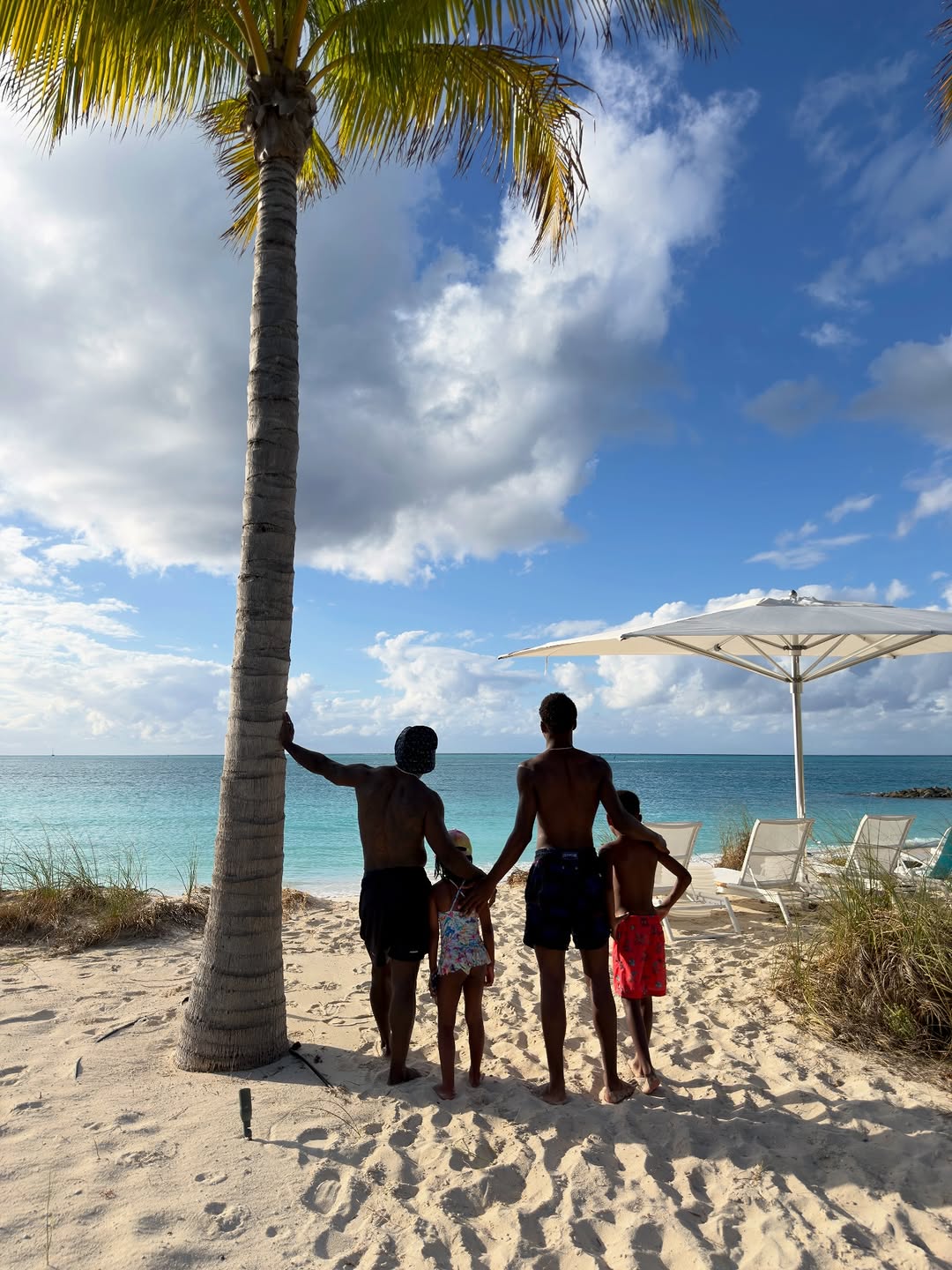 Family Vibesβ¦. #Harts @enikohart with the photocred β€οΈ