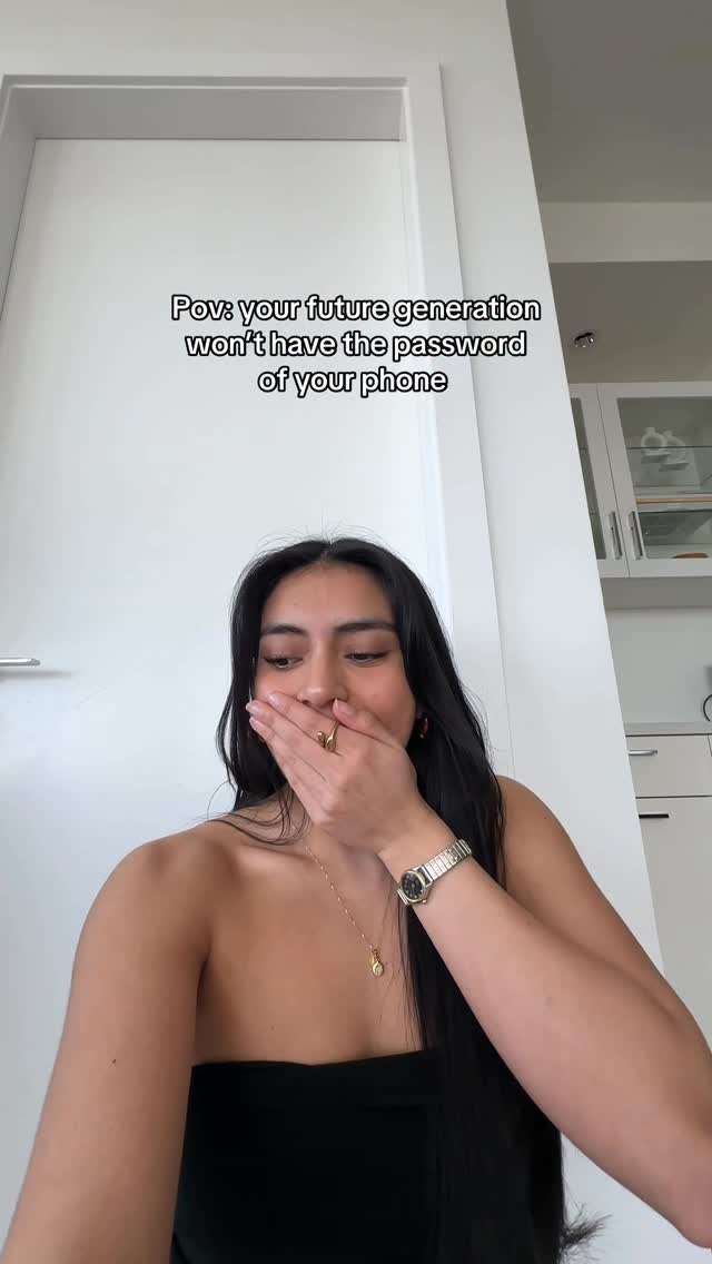 Investing in my future happiness🥹📚🌎 Use “SOFIA10” for up to 80% OFF now at pixoryofficial.com 🔗 Offer ends soon!! 🚨 Comment PIXORY to receive the link to the photobooks 🤍💌 #photobooks #scrapb