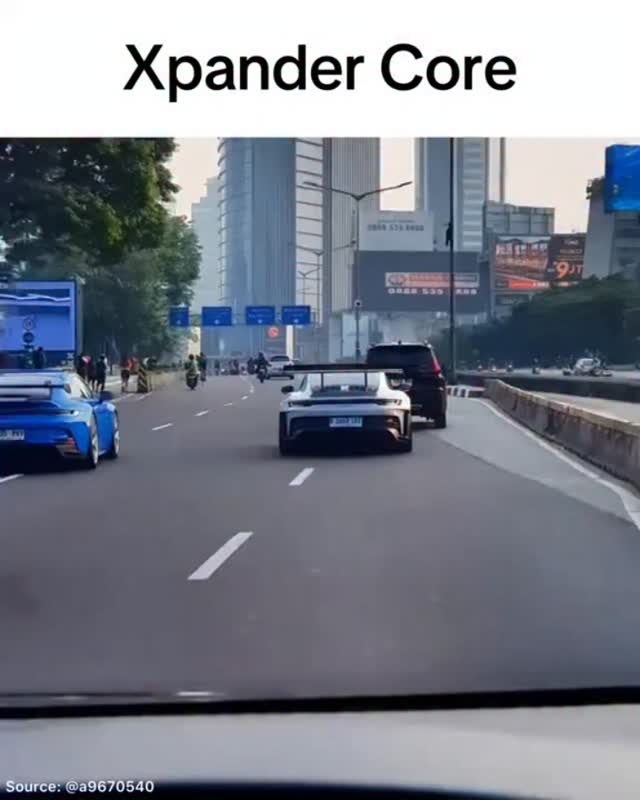 Xpander core๐ฟ #xpander #explore #timnasindonesia #reels Film In Time, yang dirilis pada tahun 2011, merupakan sebuah karya yang mengangkat pertanyaan tentang kelangsungan hidup, cinta, dan ketidak