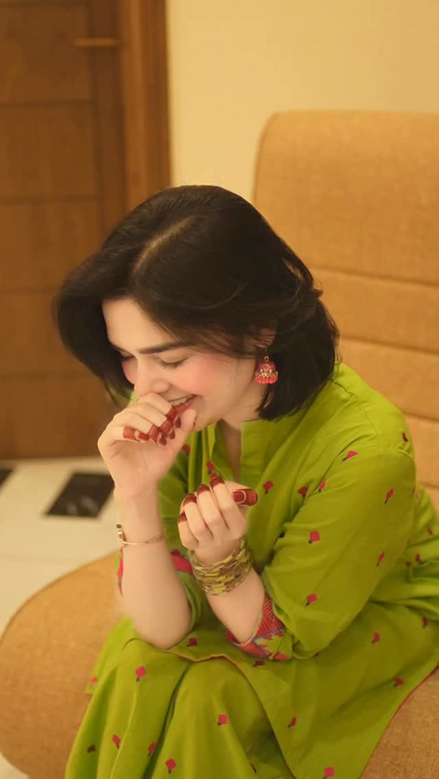 Kinnia sonia laggan daya si tusi sarya eid ty!🥹🫂♥️ Photos DM kro phir main compliment kron😌🌙 EID MUBARAK✨