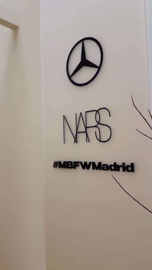 NARS x #MBFWMadrid = an iconic combination. 🖤 Take a look backstage and on the runways of Madrid. @pedrodelhierro_official @clarocouture @teresahelbig @manemanestudio @barolucasbl @acromatyx_official