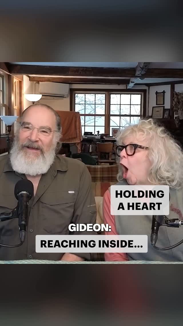 A taste of this weeks episode! A new Donβt Listen To Us (our advice podcast) is out today! You can listen to the whole boomtooty wherever you find podcasts or watch on YouTube. Link in bio. New episod