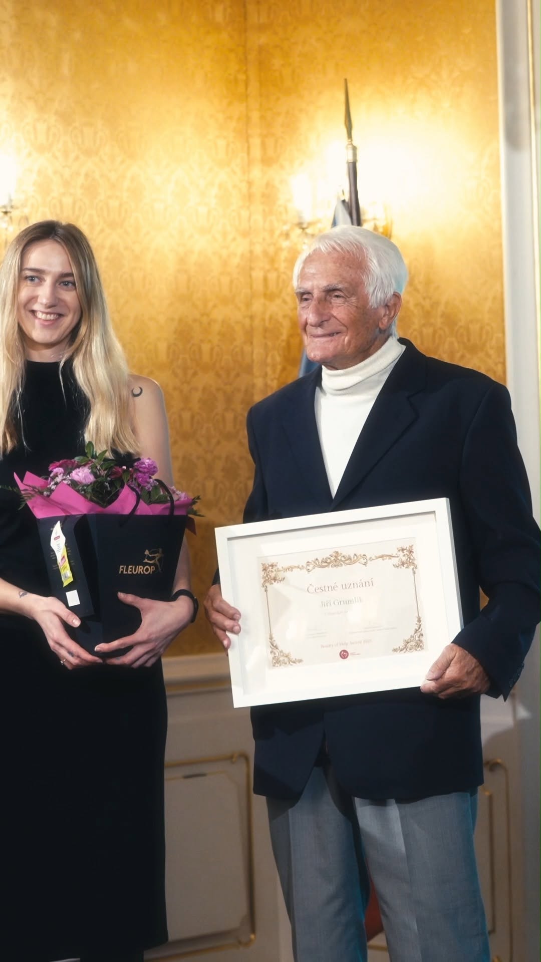 ✨ Stáří není tečka. Je to kapitola, která má sílu inspirovat 😉 Ocenění Beauty of Help Award 2025 nám znovu připomnělo něco, na co se ve společnosti často zapomíná — že zkušenost, odvaha a chuť být už