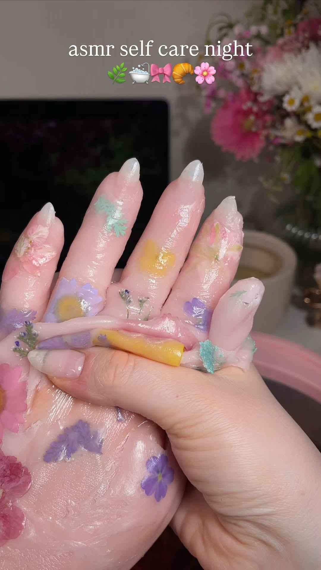 itβs the Dubai croissant for me πΏππ₯ Comment spring & you will receive all of the links from this self care night. π«ΆπΌ #spring #selfcare #asmr #nails #flowers
