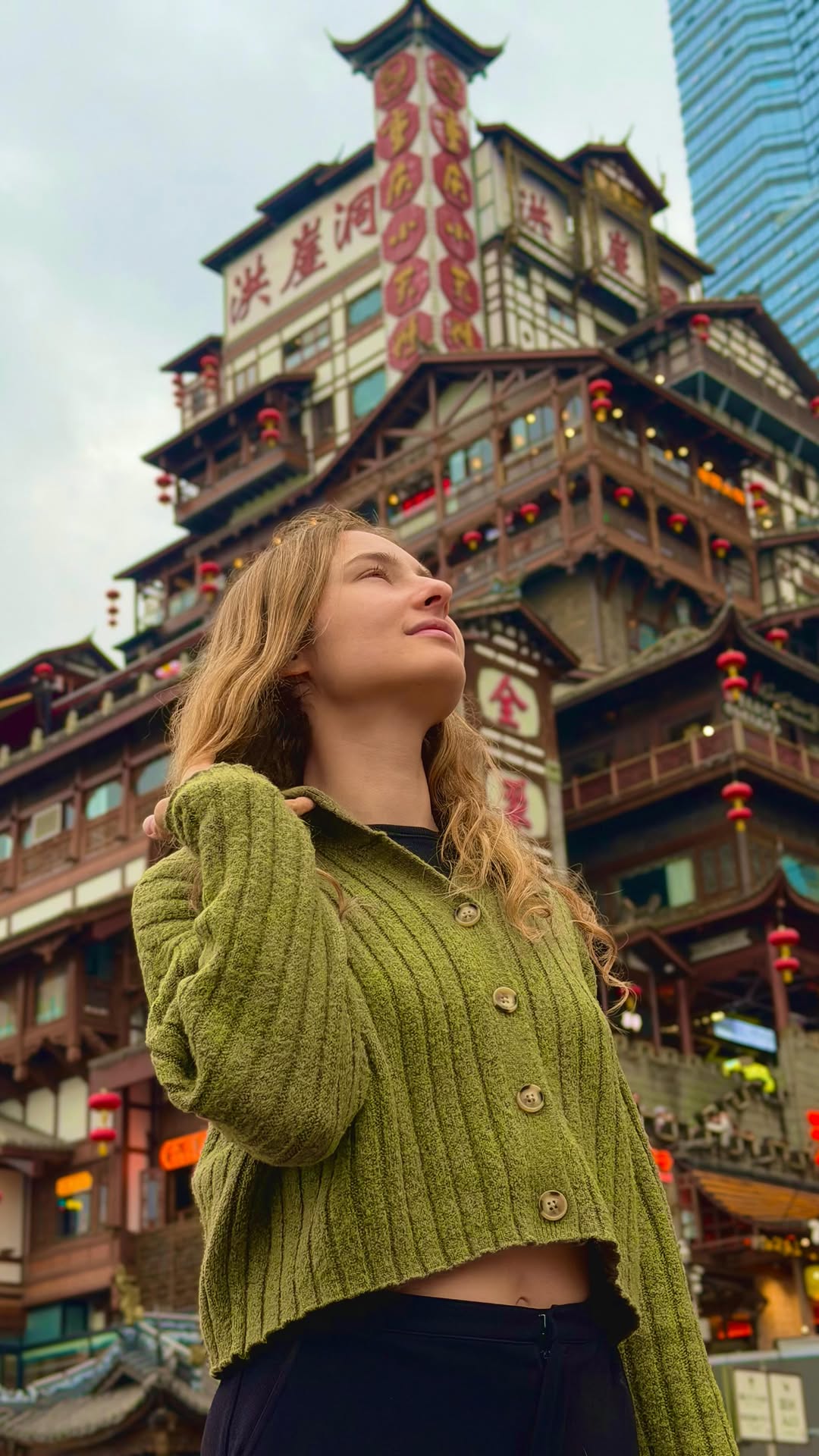 This is Chongqing, China 🇨🇳 The easiest city to get lost in 😵💫 and trust me when I say this it’s almost impossible to not get lost when you’re visiting ‼️ Even locals get lost in here and hones